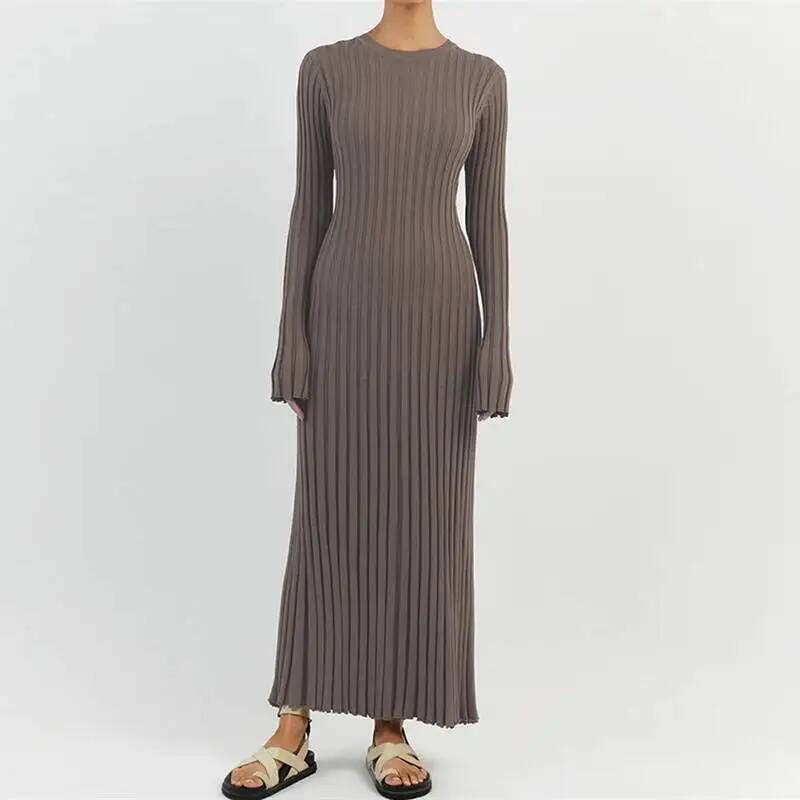 Bodycon Long Sleeve Ribbed Dress - Elegantes geripptes Strickkleid für Damen mit