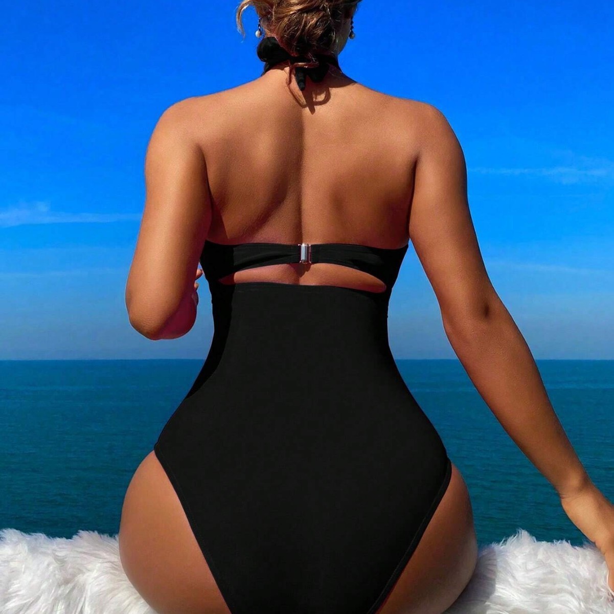 Damen Badeanzug mit Neckholder – Swimwear Bewertung und Preis